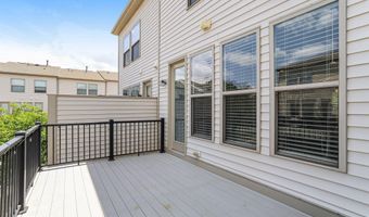42274 HAMPTON WOODS Ter, Ashburn, VA 20148