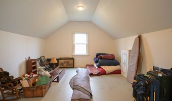 721 Hewitt Rd, Bristol, VT 05443