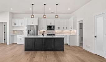 1205 WINEGLASS Rd, Cheyenne, WY 82009