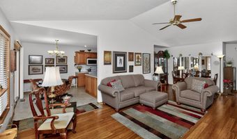 842 Lindsay Ct SW, Altoona, IA 50009