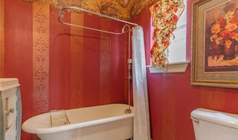 701 S 6th St, Chickasha, OK 73018