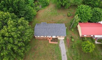 702 11th St, Altavista, VA 24517