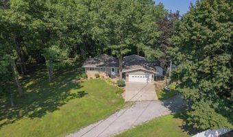 4382 3rd, Adrian, MI 49221