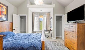 39403 State Route 689, Albany, OH 45710
