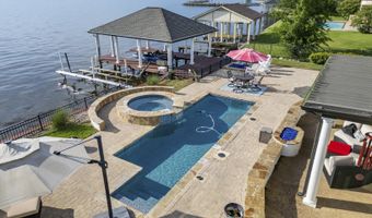 64 Grandview Cir, Brandon, MS 39047