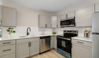 1029 S Hague Ave, Columbus, OH 43204