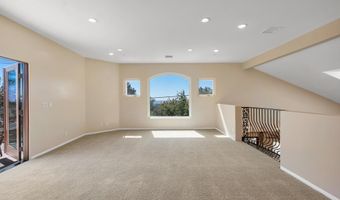 3181 Goldenspur Dr, Camarillo, CA 93010