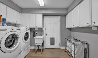 1400 Maria Elena Dr, Las Vegas, NV 89104