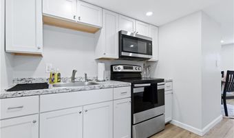 505 Washington St, Coventry, RI 02816