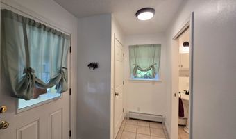 77 Trapper Rd, Campton, NH 03223