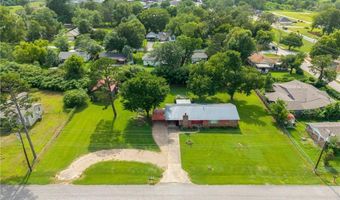 803 8th St, Barling, AR 72923