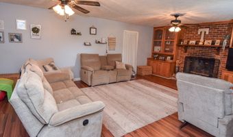 1579 Van Buren Rd, Barnesville, GA 30204