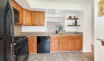 1045 COPPERSTONE Ct, Rockville, MD 20852