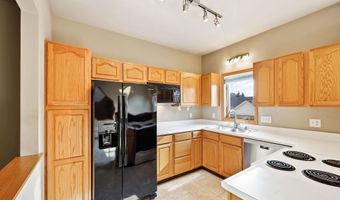 5 Cocoa Beach Dr, Madison, WI 53719