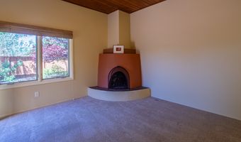 2943 Plaza Blanca, Santa Fe, NM 87507