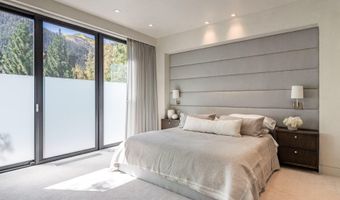 1154 E Cooper Ave B, Aspen, CO 81611
