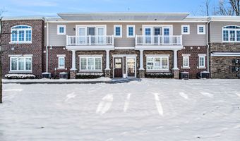 5610 Arbor Chase Dr, Ann Arbor, MI 48103