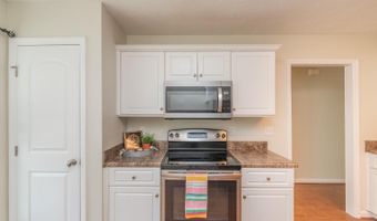 178 Bobwhite Dr, Aiken, SC 29801