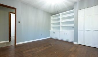 19121 Brewster Rd, Aurora, OH 44202