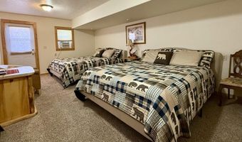 26 Ptarmigan View Dr, Cody, WY 82414