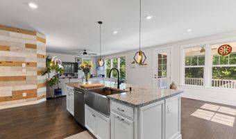 41116 HICKORY HEDGE Pl, Aldie, VA 20105