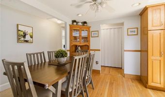 10 Kerins Ter, Newport, RI 02840