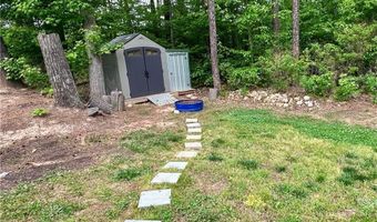 821 Oak Bend Dr, Asheboro, NC 27203