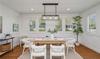 5872 Haleola St, Honolulu, HI 96821