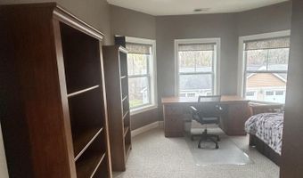 504 Kelly Cir, Altamont, NY 12009
