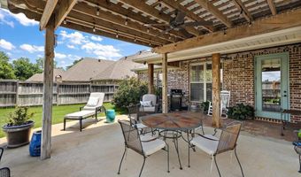 822 Osagian Cir, Brandon, MS 39042