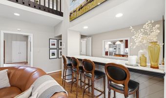 8004 SPLIT OAK Dr, Bethesda, MD 20817