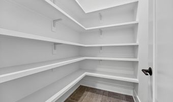 7804 CUSTER Rd, Bethesda, MD 20814