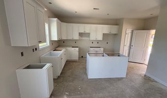 222 Ashley Heights Dr, Aberdeen, NC 28315