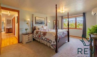 28 Panorama Ln, Cody, WY 82414