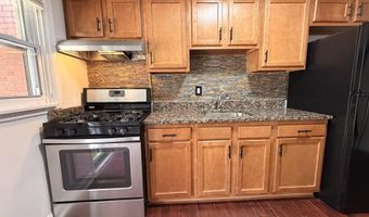 909 E LAKE Ave 1, Baltimore, MD 21212
