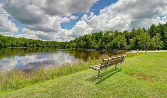 103 Malory Ct, Blakeslee, PA 18610