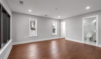 4917 ERIE St, Annandale, VA 22003