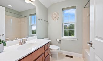 25792 RACING SUN Dr, Aldie, VA 20105