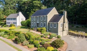 25 Calvin St, Ayer, MA 01432
