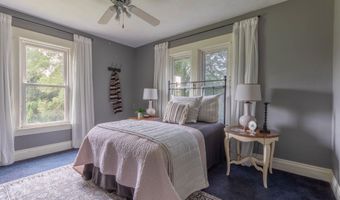 990 River St, Allegan, MI 49010