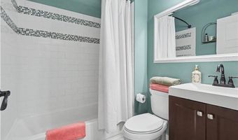 403 Baker St, Baldwin City, KS 66006