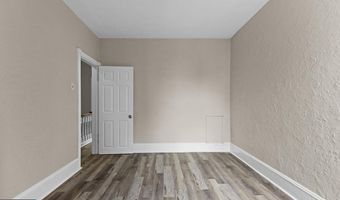 6640 LEEDS St, Philadelphia, PA 19151