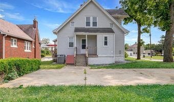 912 College Ave, Alton, IL 62002