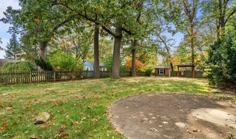 6301 PONTIAC St, Berwyn Heights, MD 20740