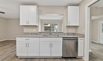 3179 FOXWOOD Dr, Apopka, FL 32703