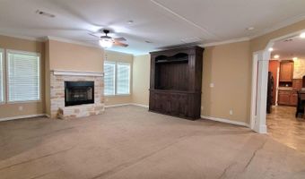 1927 N Twelfth St, Augusta, AR 72006