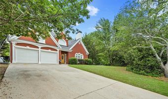 4505 Lakefield Bnd, Berkeley Lake, GA 30096