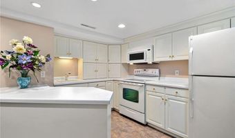 301 22nd St NW, Austin, MN 55912