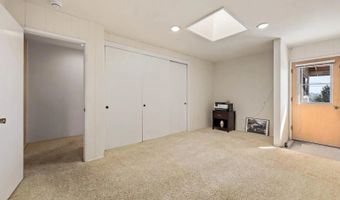 2231 Oak Hill Dr, Escondido, CA 92027