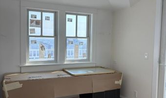 281 7th St, Avalon, NJ 08202